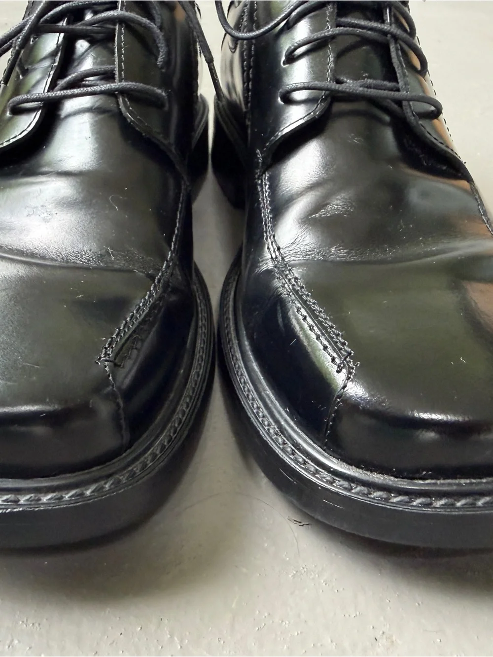 b.o.c. Black Leather Lace-Up Derby Shoes